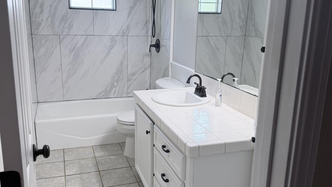 Bathroom before and after cleaning results